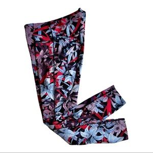 Lululemon Floral Print Cropped Leggings Size 6